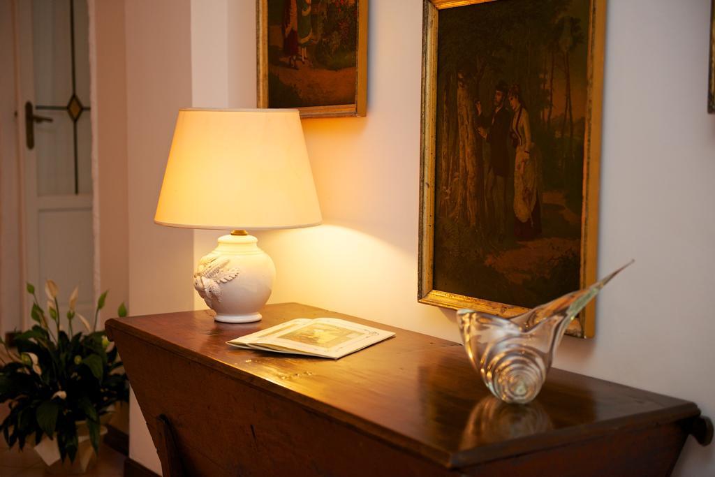 Romantic Hotel & Restaurant Villa Cheta Elite 마라테아 외부 사진